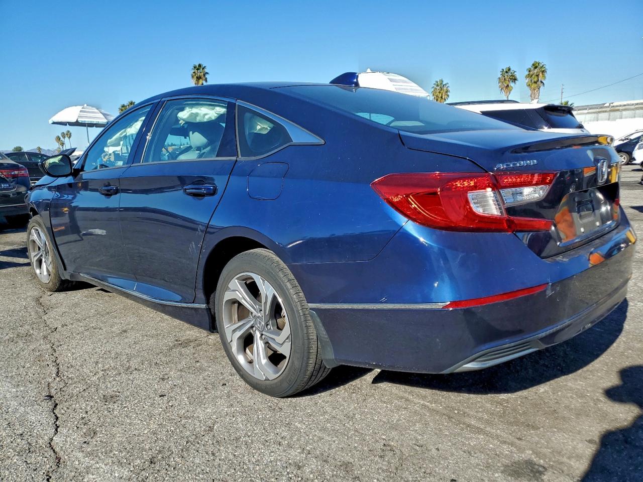 2020 HONDA ACCORD EX photo 2