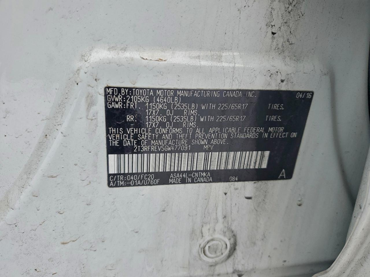 2016 TOYOTA RAV4 XLE photo 13