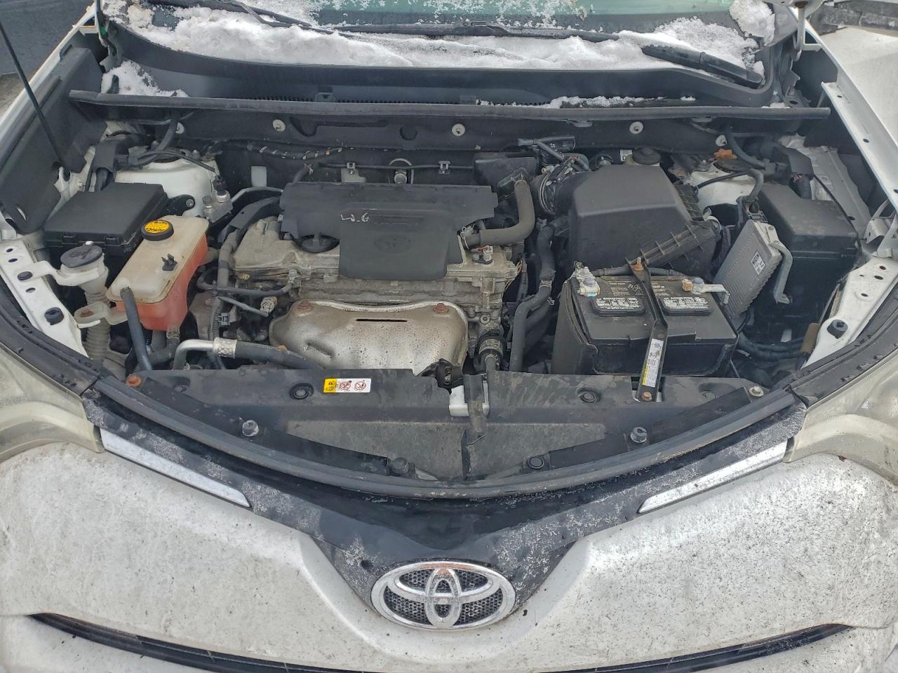 2016 TOYOTA RAV4 XLE photo 12