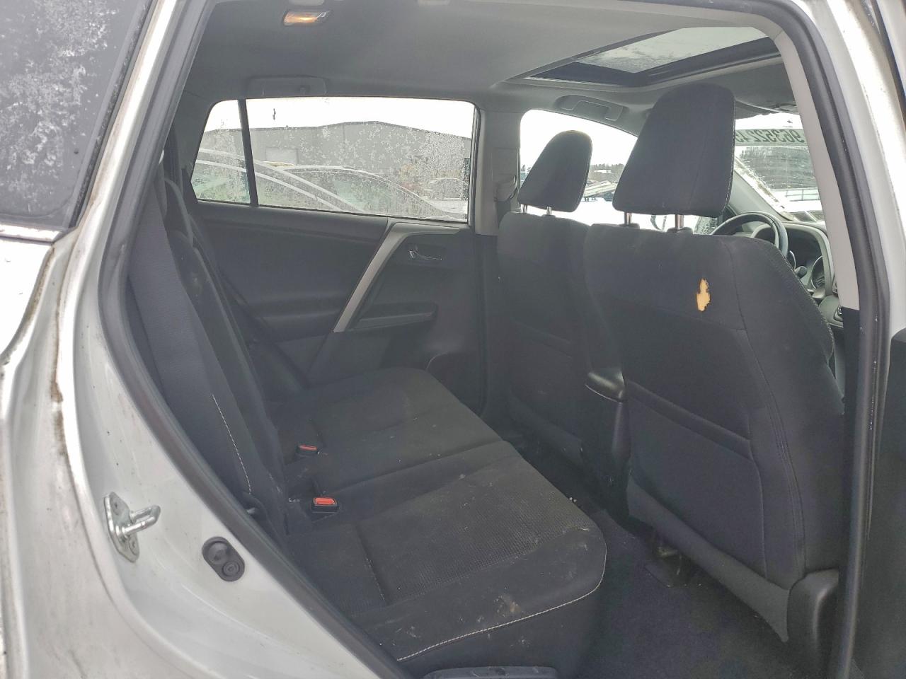 2016 TOYOTA RAV4 XLE photo 11