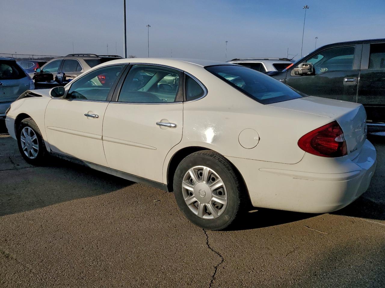 2005 BUICK LACROSSE CX photo 2