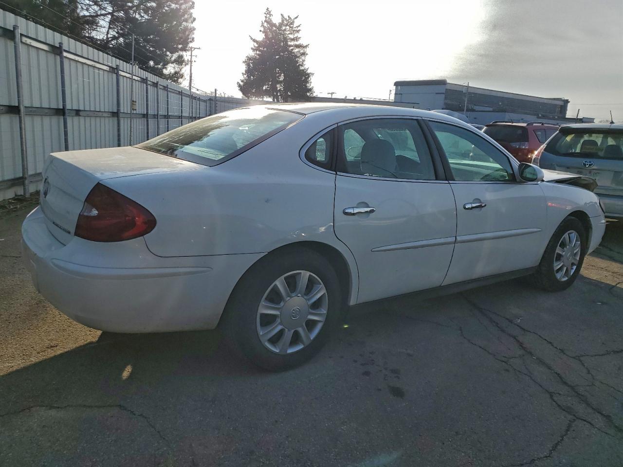 2005 BUICK LACROSSE CX photo 3