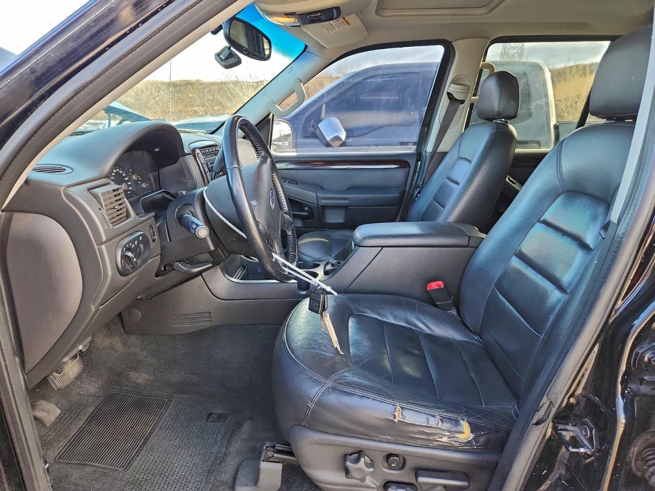 2004 FORD EXPLORER LIMITED photo 7