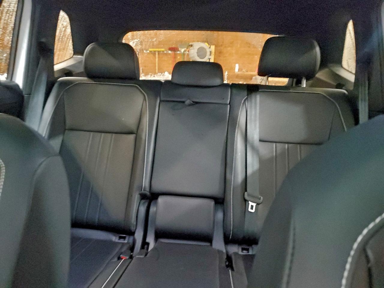 2024 VOLKSWAGEN TIGUAN SE R-LINE BLACK photo 10