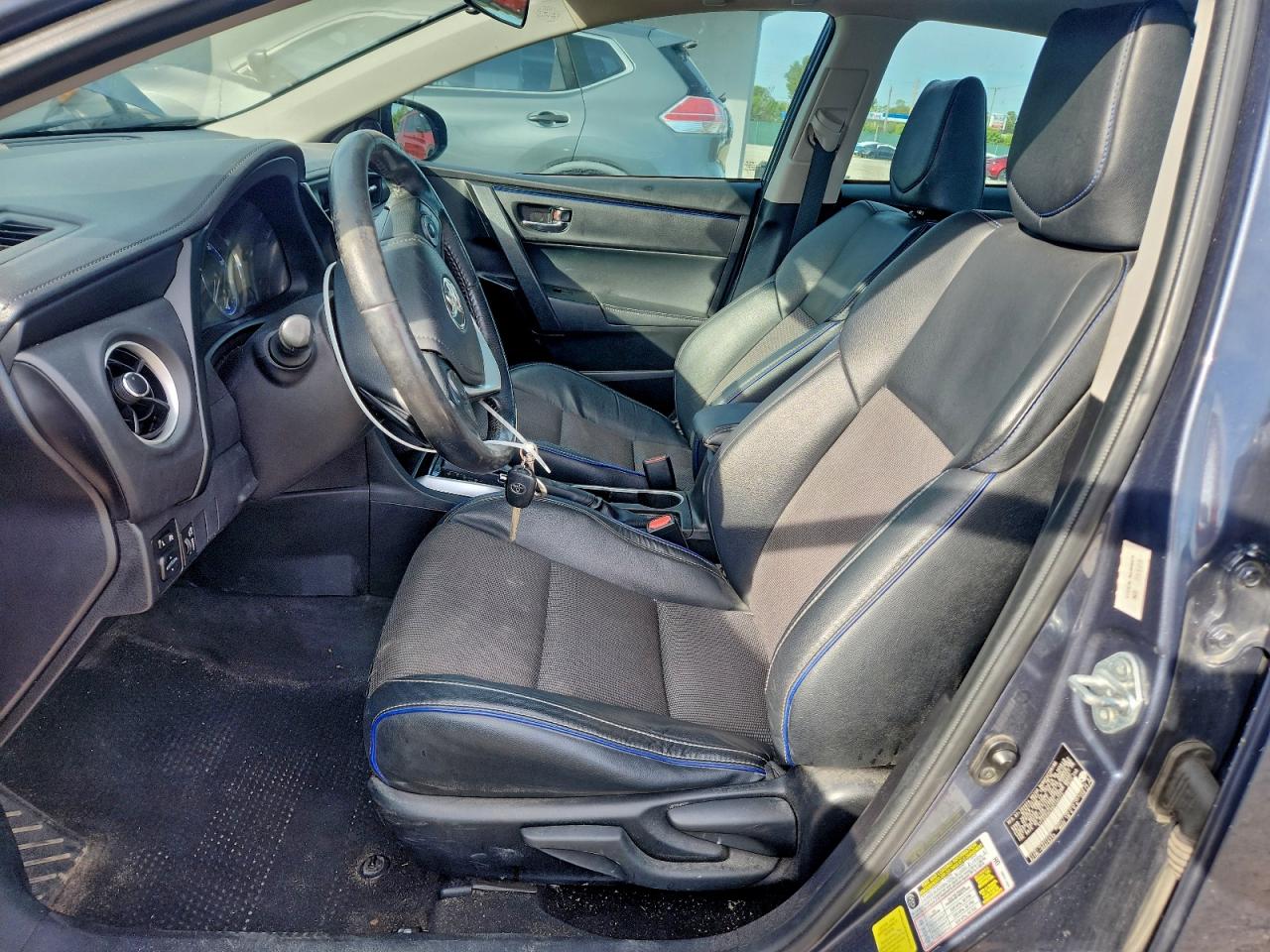 2017 TOYOTA COROLLA L photo 7