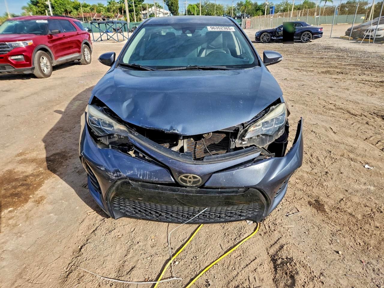 2017 TOYOTA COROLLA L photo 5