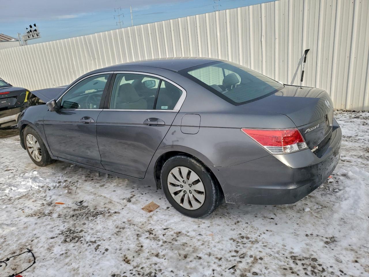 2010 HONDA ACCORD LX photo 2
