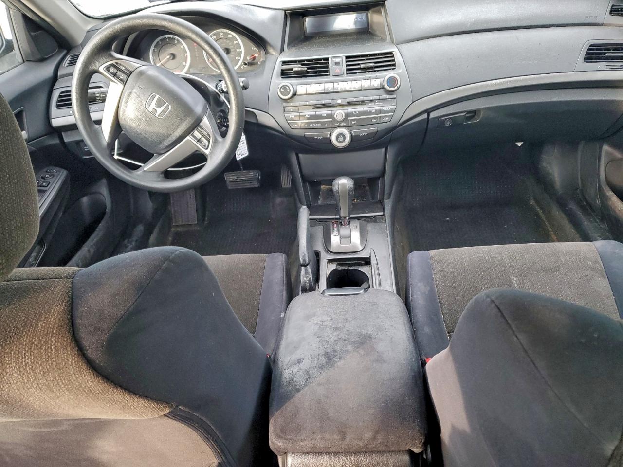 2010 HONDA ACCORD LX photo 8