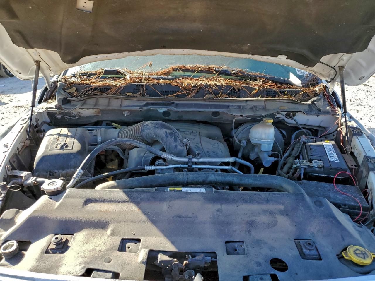 2013 RAM 1500 ST photo 31