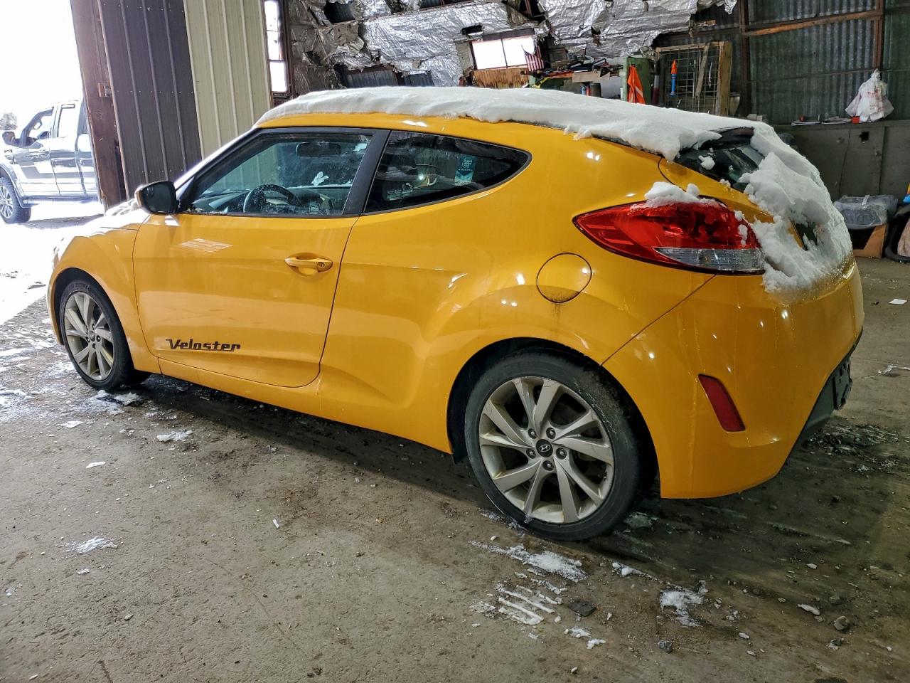 2017 HYUNDAI VELOSTER photo 3