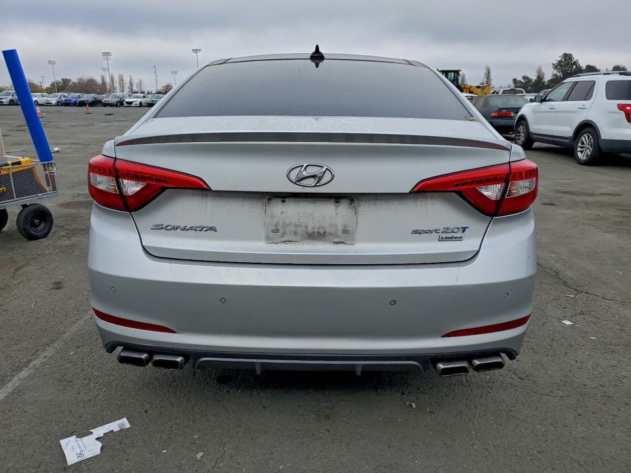 2015 HYUNDAI SONATA SPORT photo 16