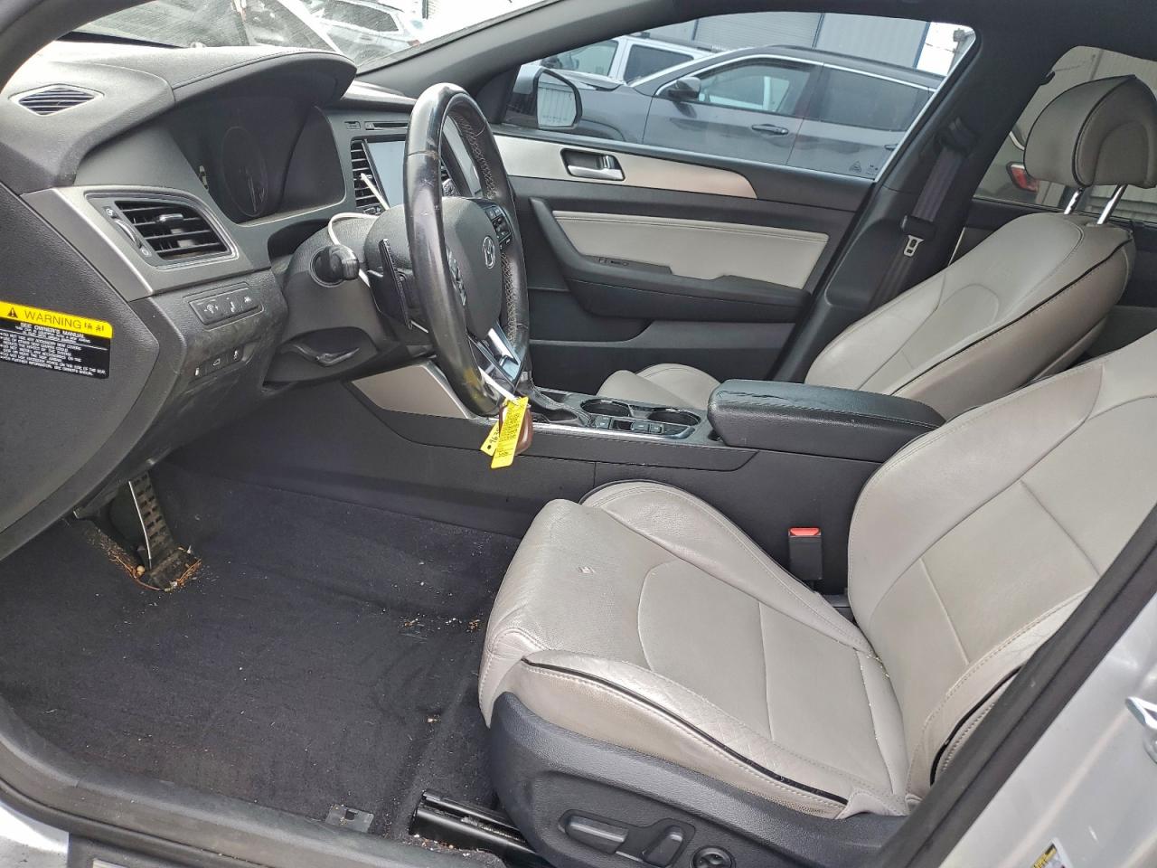 2015 HYUNDAI SONATA SPORT photo 19