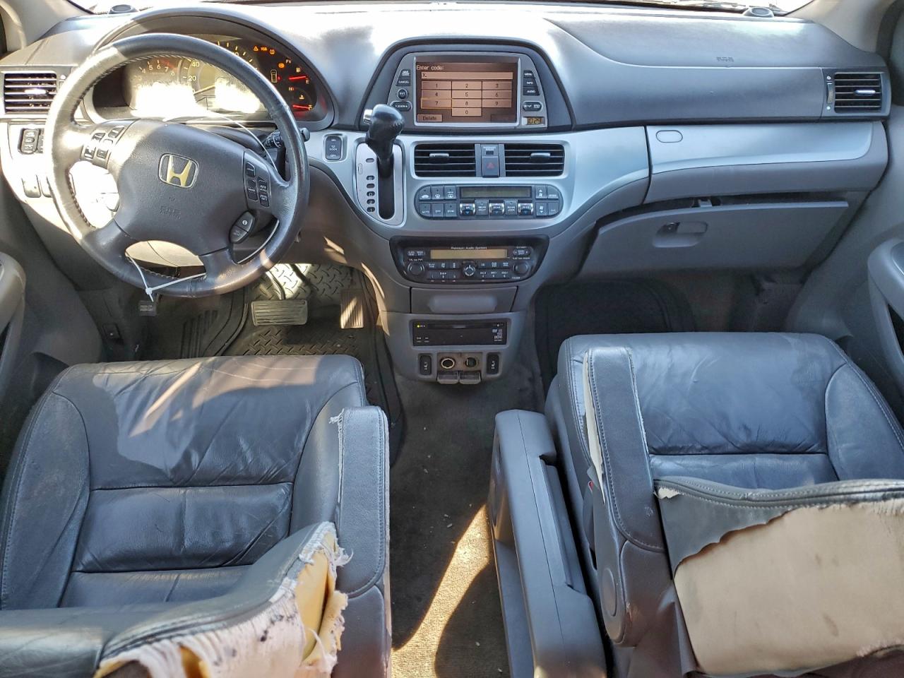 2010 HONDA ODYSSEY TOURING photo 15