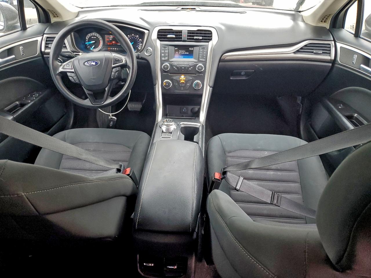 2017 FORD FUSION SE photo 8