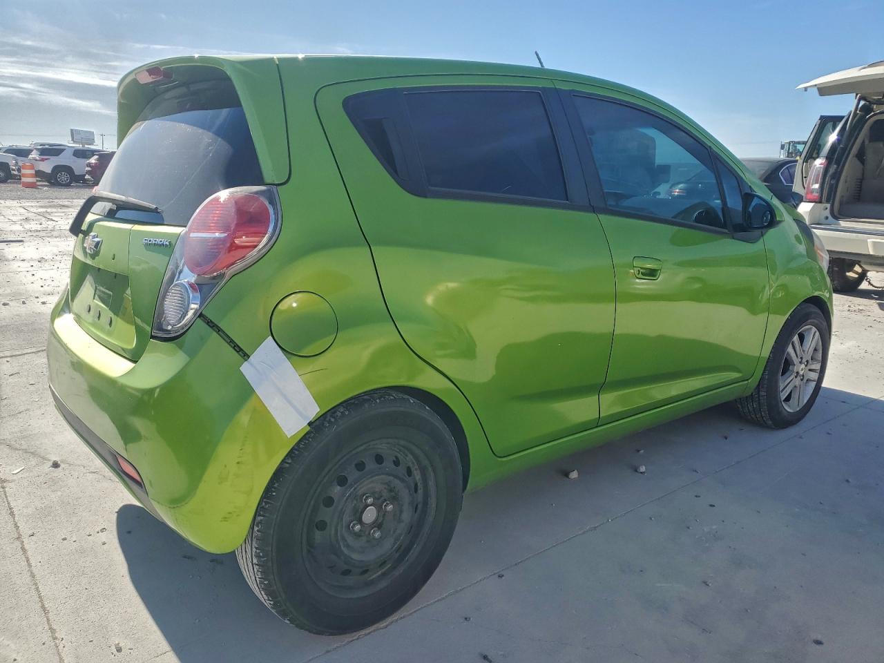 2015 CHEVROLET SPARK 1LT photo 3