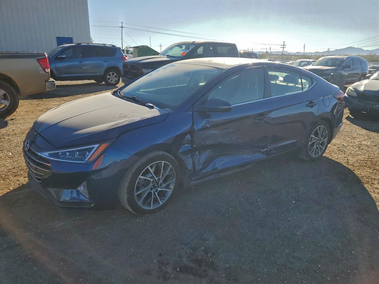 2020 HYUNDAI ELANTRA