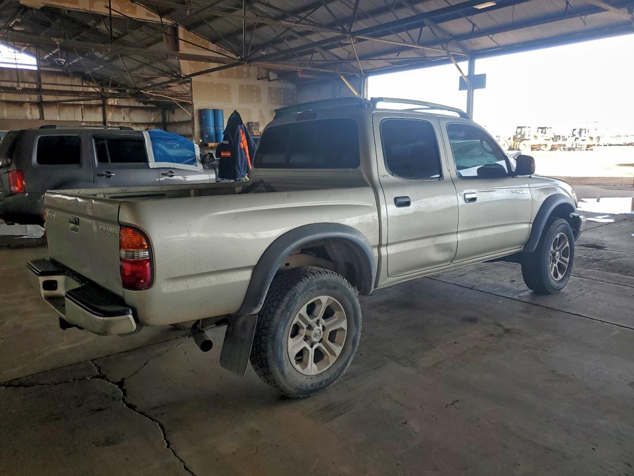 2002 TOYOTA TACOMA DOUBLE CAB PRERUNNER photo 3