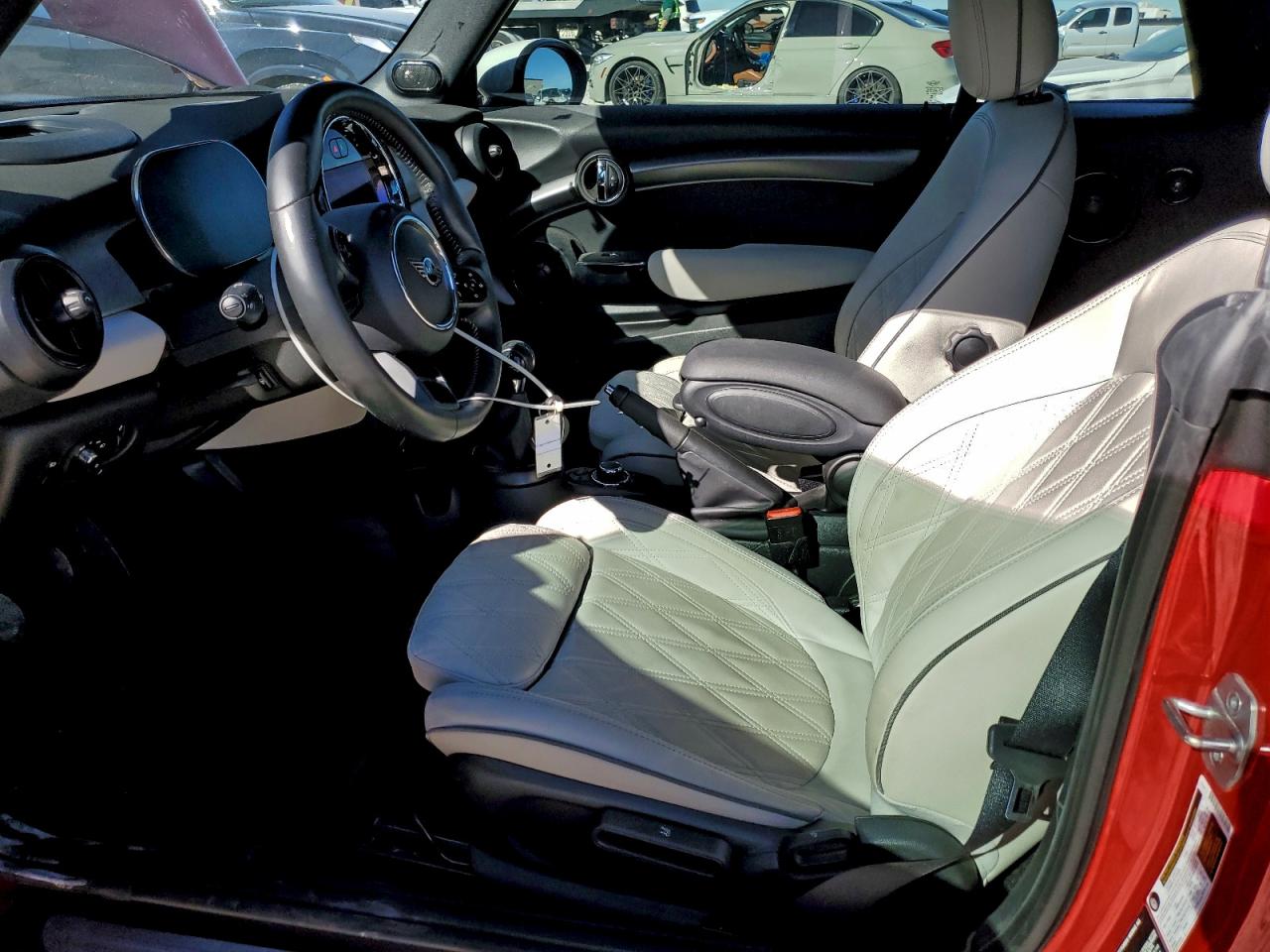 2024 MINI COOPER S photo 7