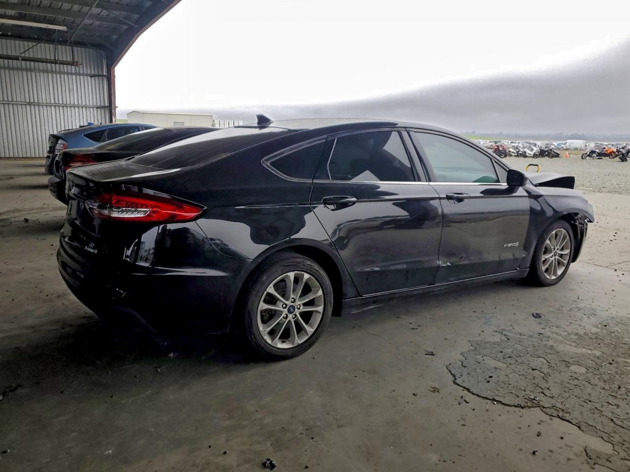 2019 FORD FUSION SE photo 3