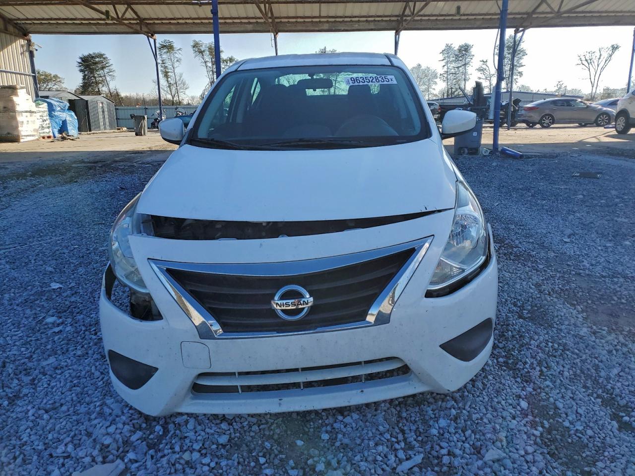 2018 NISSAN VERSA S photo 9