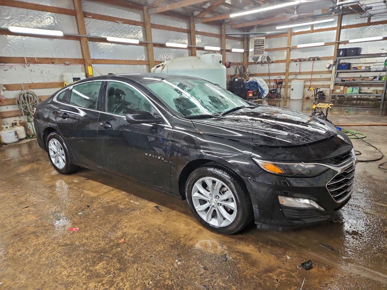 2025 CHEVROLET MALIBU LT photo 4