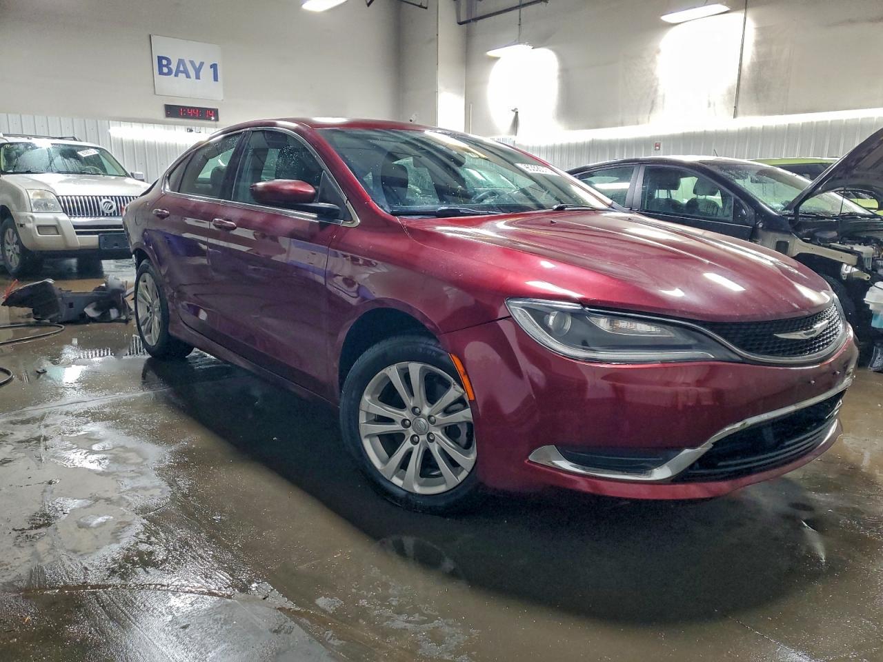 2015 CHRYSLER 200 LIMITED photo 4