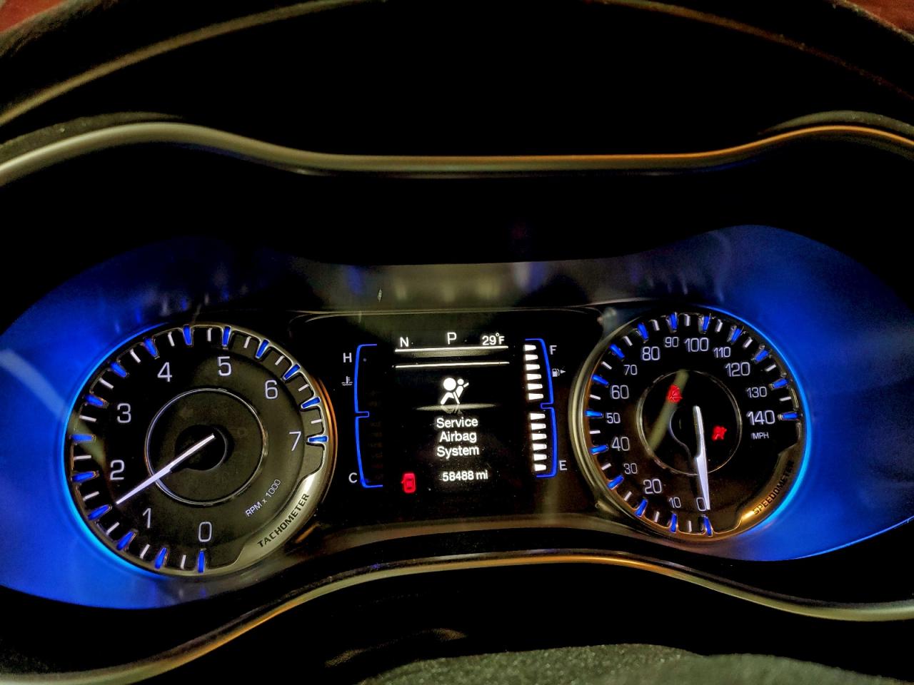 2015 CHRYSLER 200 LIMITED photo 9