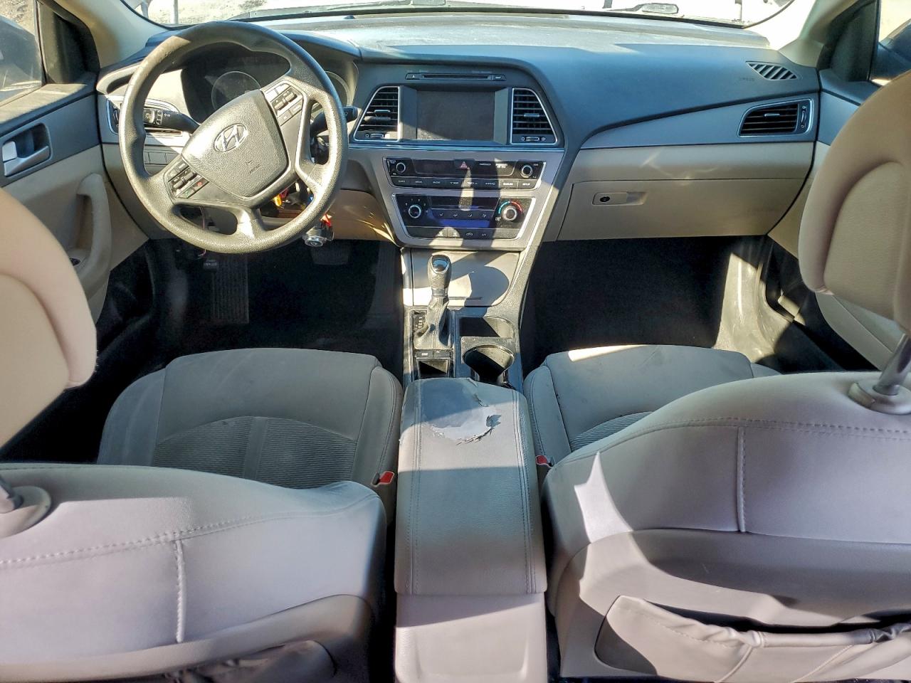 2016 HYUNDAI SONATA SE photo 8