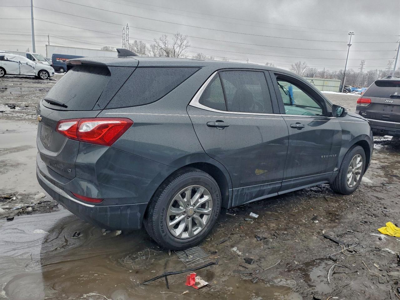 2018 CHEVROLET EQUINOX LT photo 3