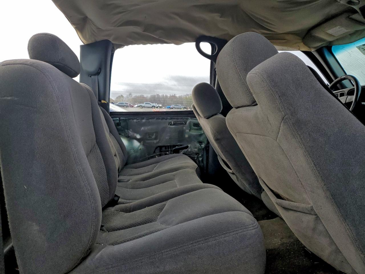 2005 CHEVROLET SILVERADO C1500 photo 10