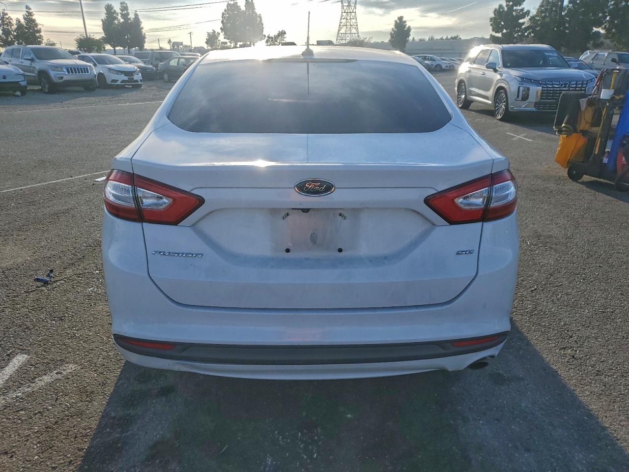 2016 FORD FUSION SE photo 6