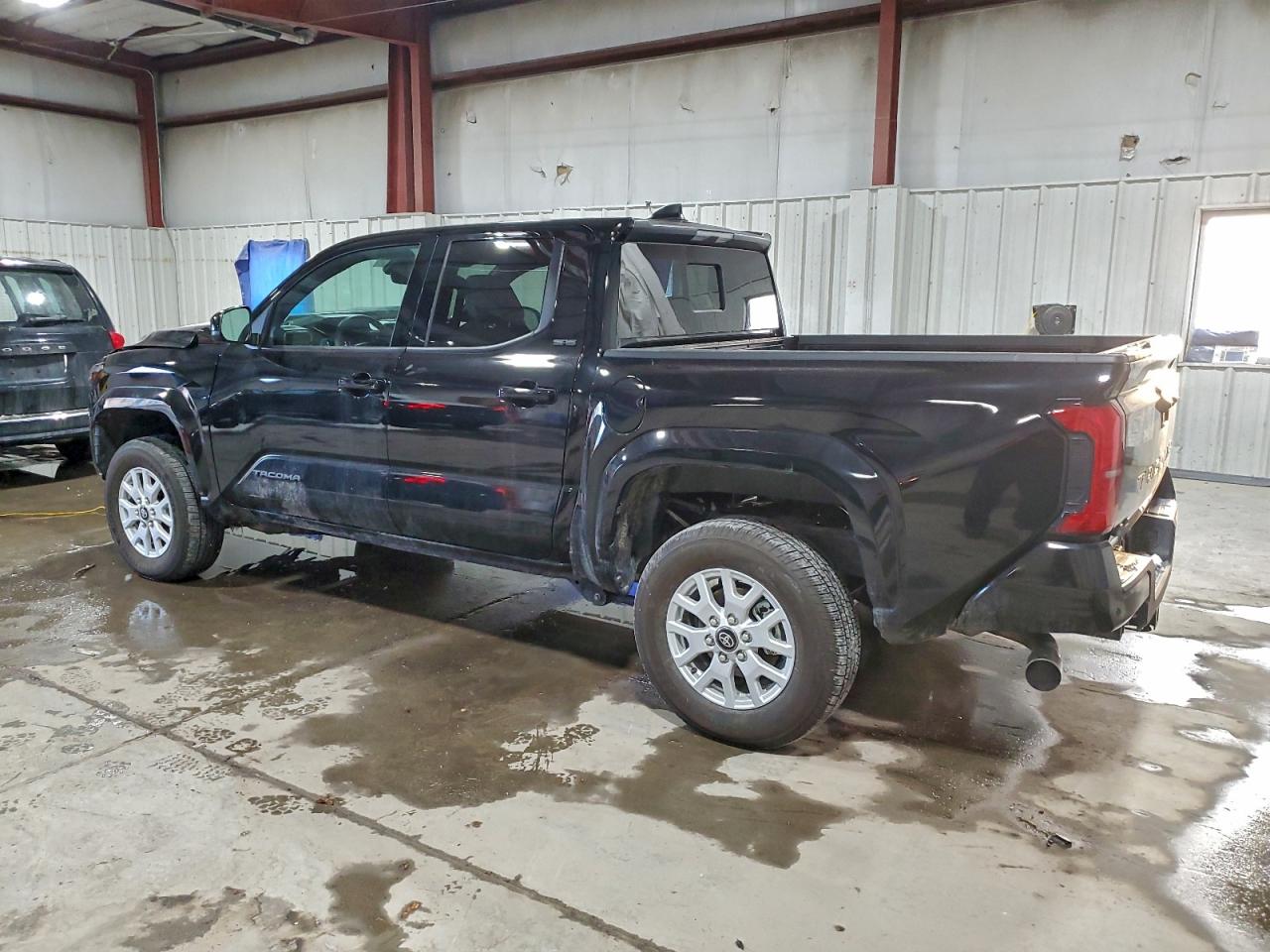 2025 TOYOTA TACOMA DOUBLE CAB photo 2