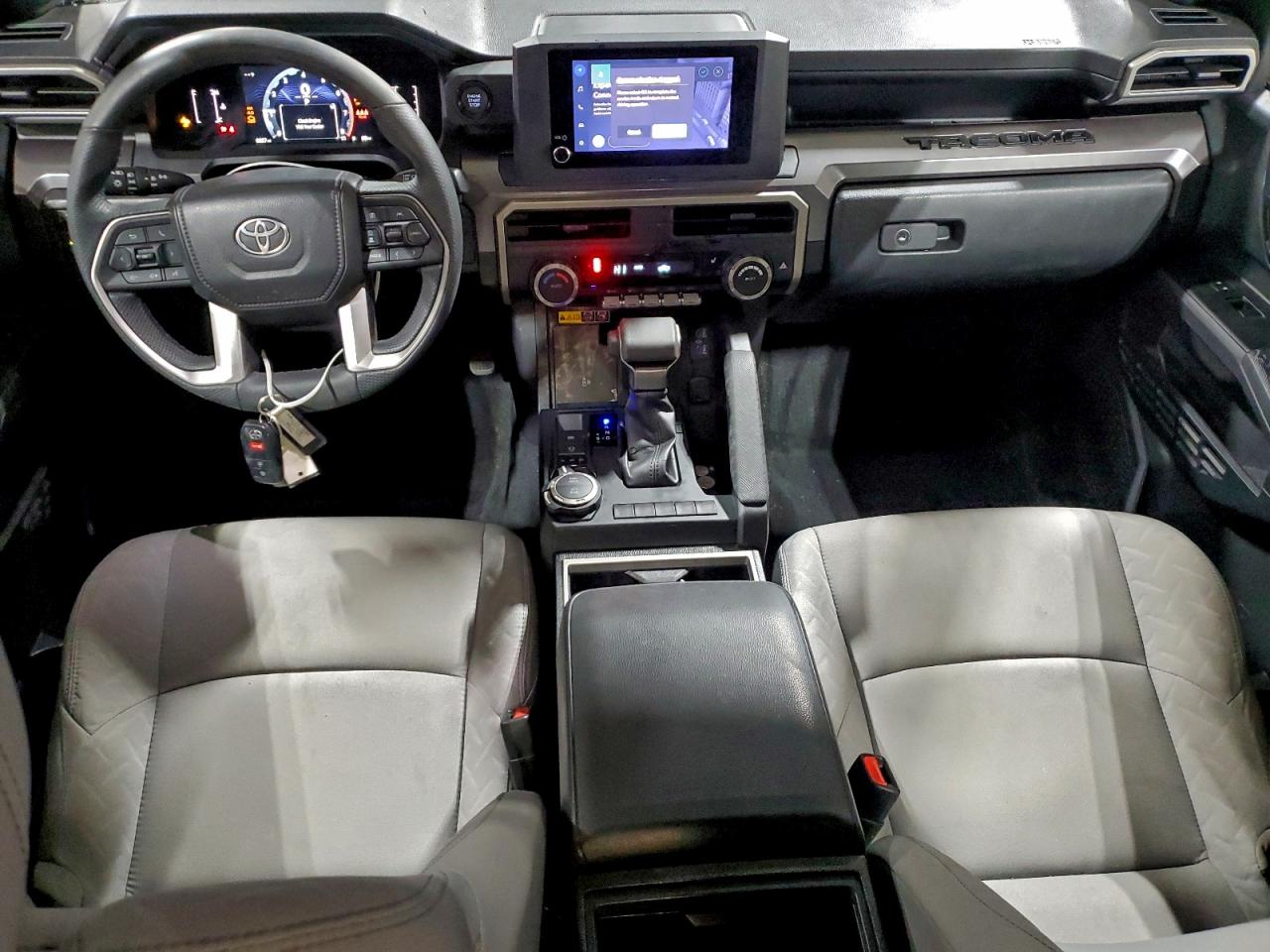 2025 TOYOTA TACOMA DOUBLE CAB photo 8