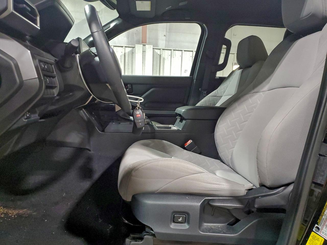 2025 TOYOTA TACOMA DOUBLE CAB photo 7