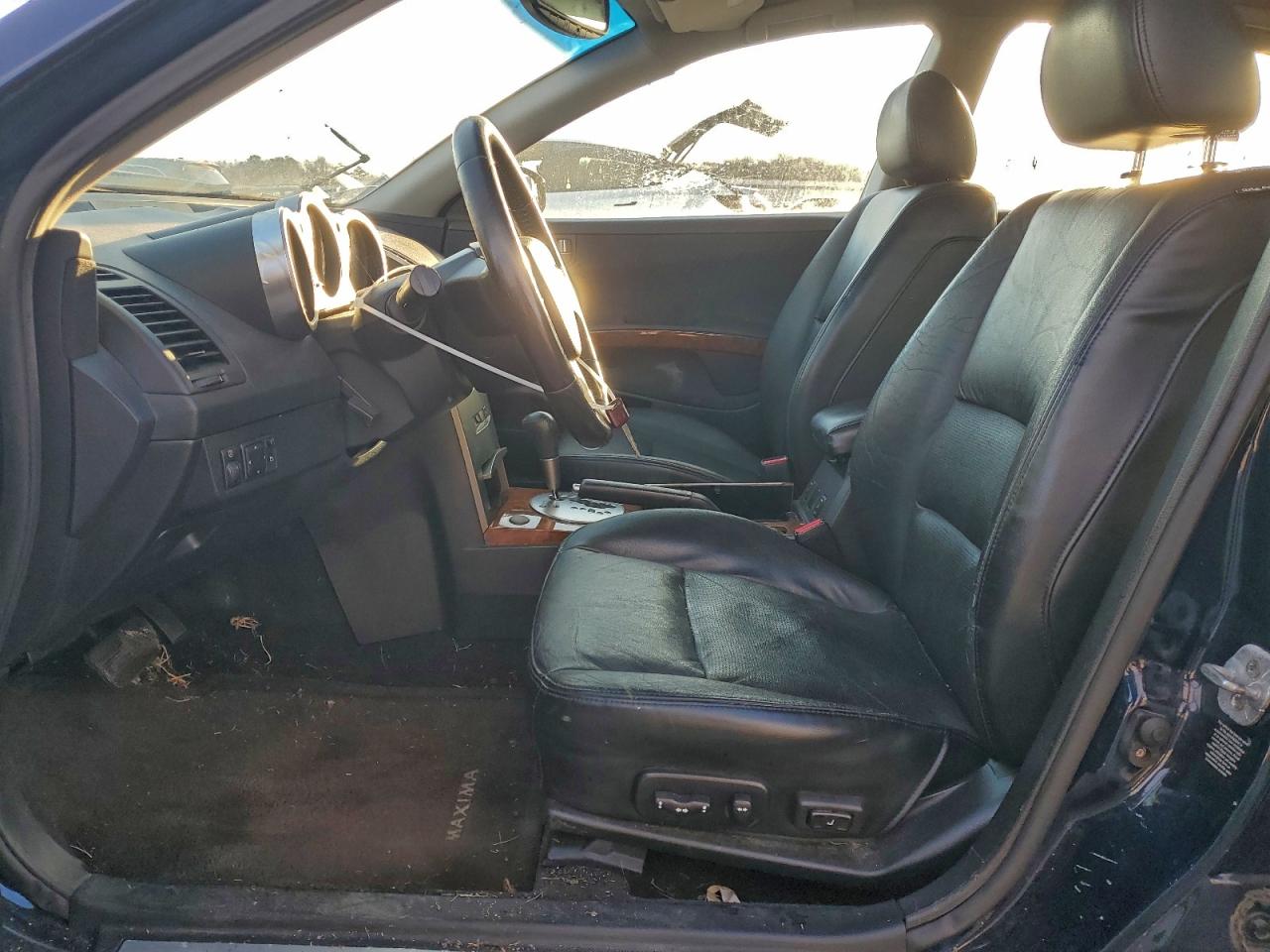 2004 NISSAN MAXIMA SE photo 7