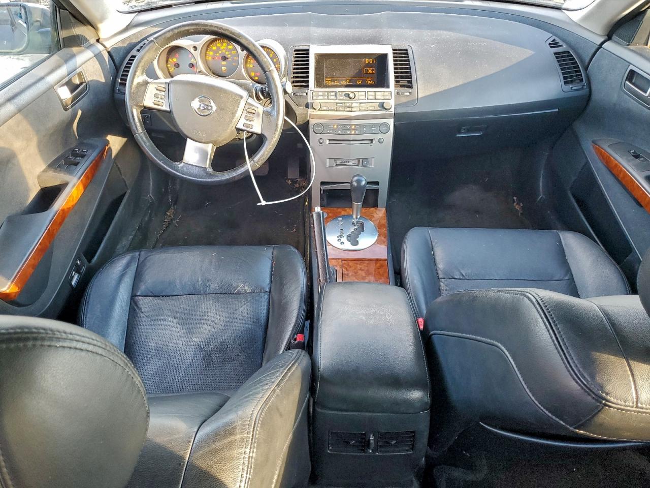 2004 NISSAN MAXIMA SE photo 8