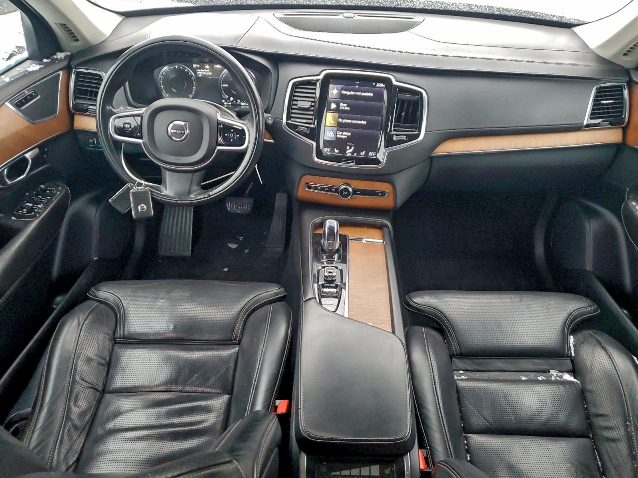 2016 VOLVO XC90 T8 photo 8