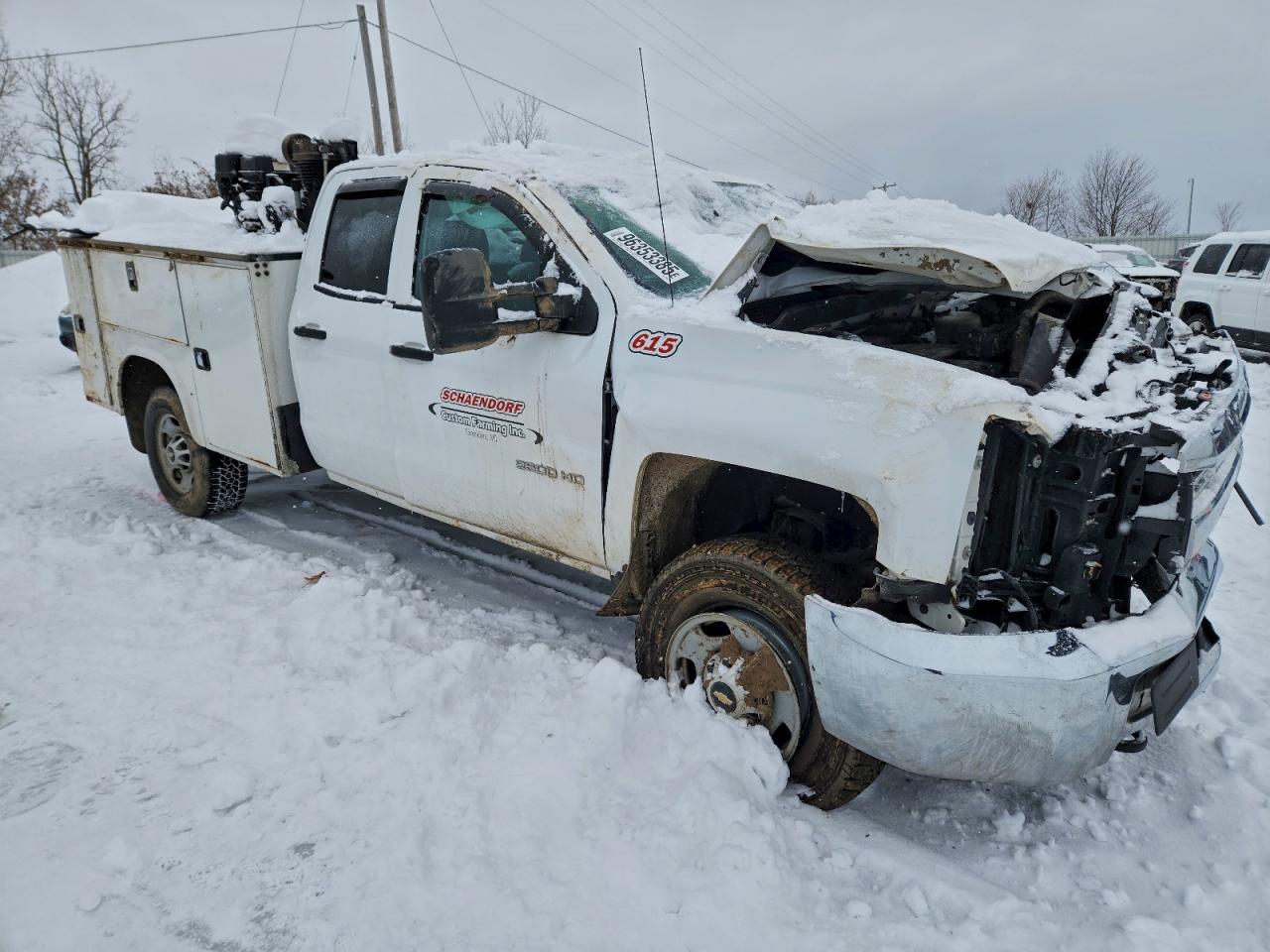 2015 CHEVROLET SILVERADO K2500 HEAVY DUTY photo 4