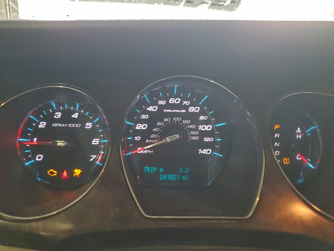 2011 FORD TAURUS LIMITED photo 9
