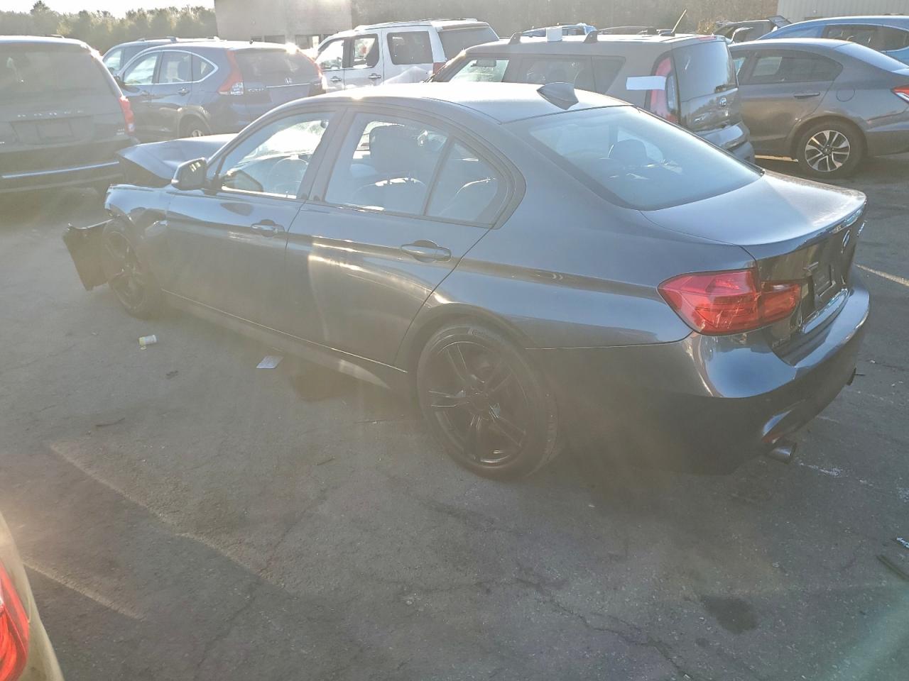 2013 BMW 335 XI photo 2