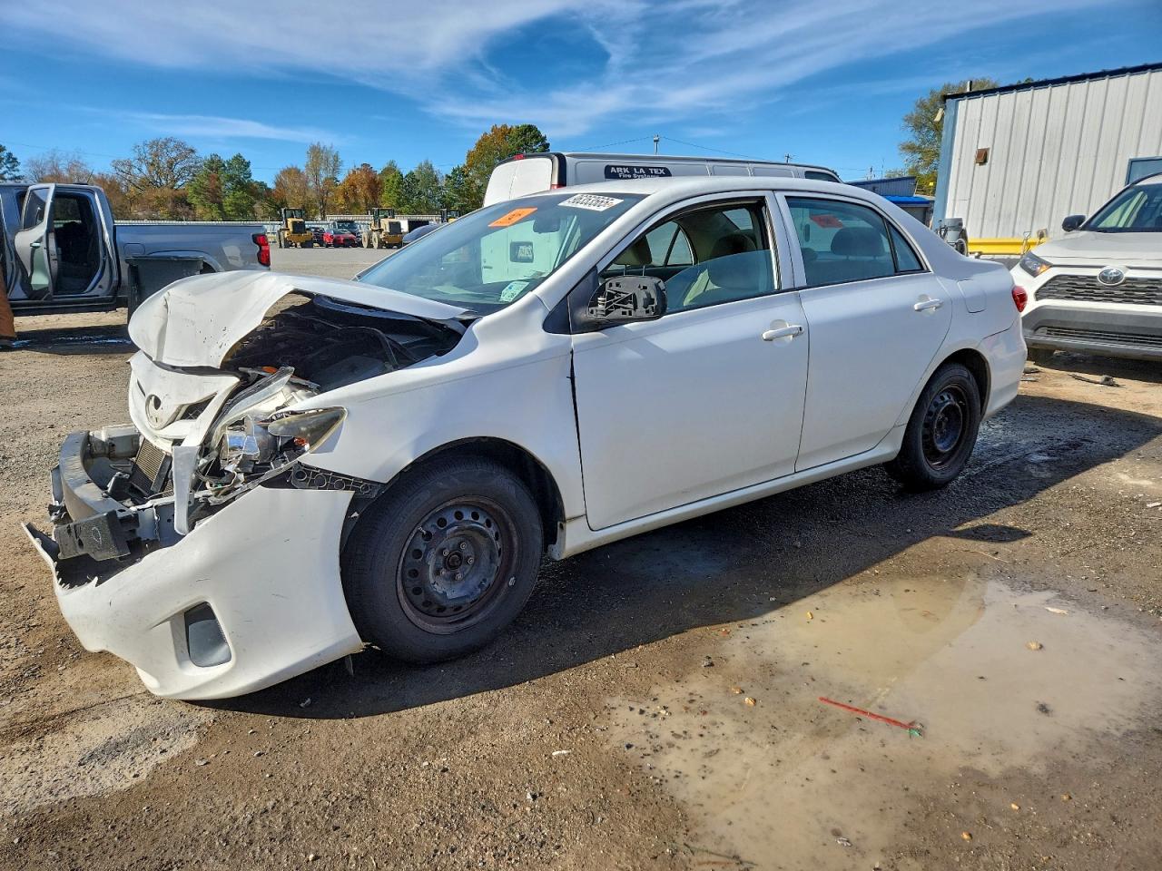 2011 TOYOTA COROLLA