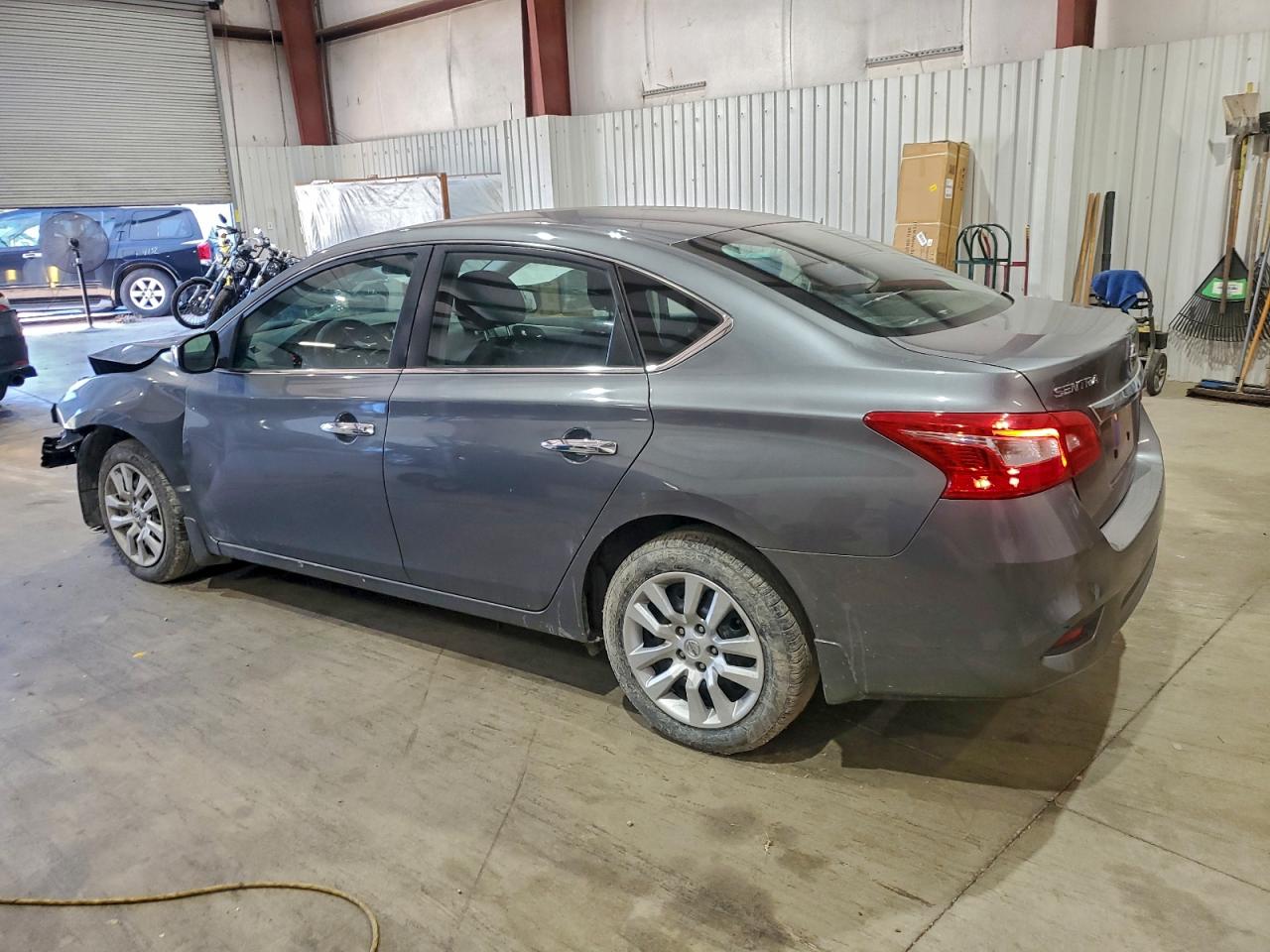 2019 NISSAN SENTRA S photo 2