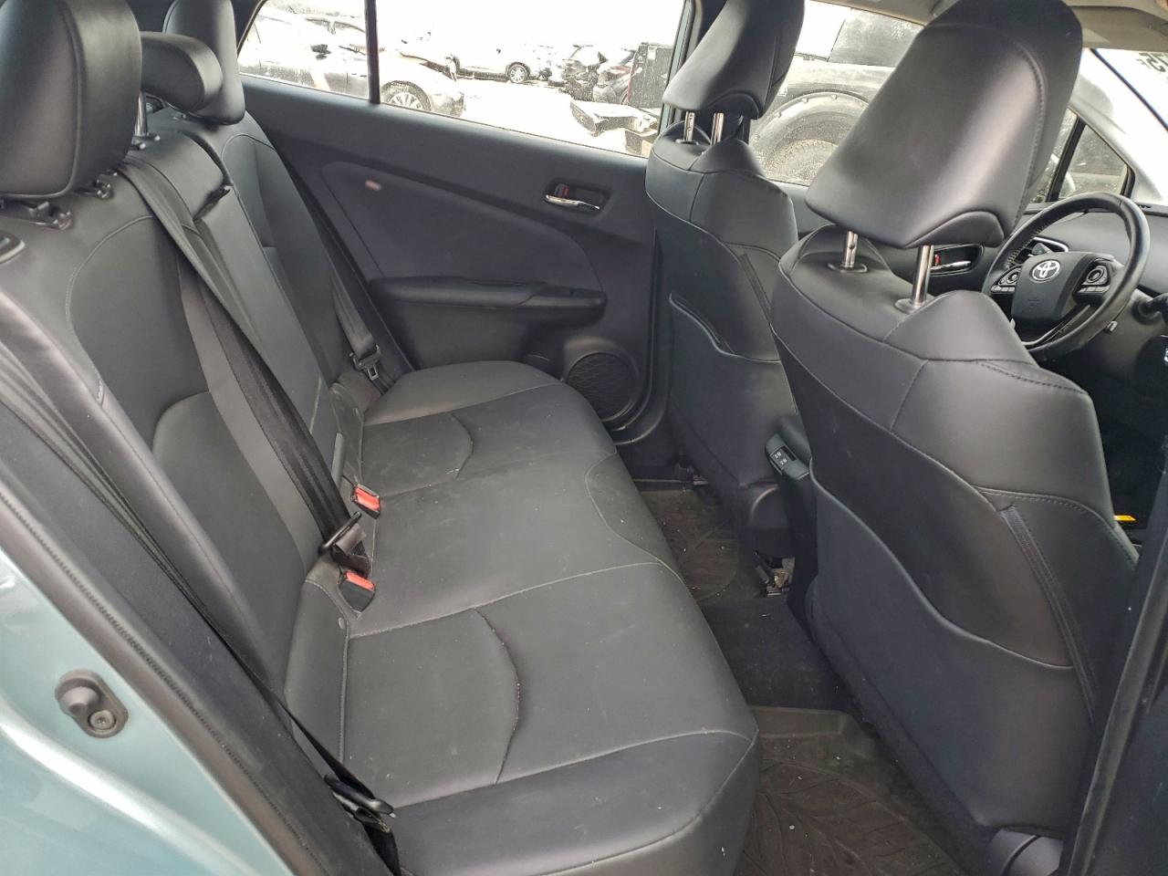 2019 TOYOTA PRIUS photo 10