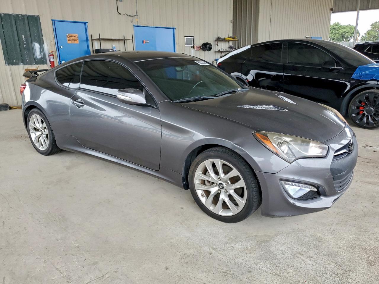 2016 HYUNDAI GENESIS COUPE 3.8L photo 4