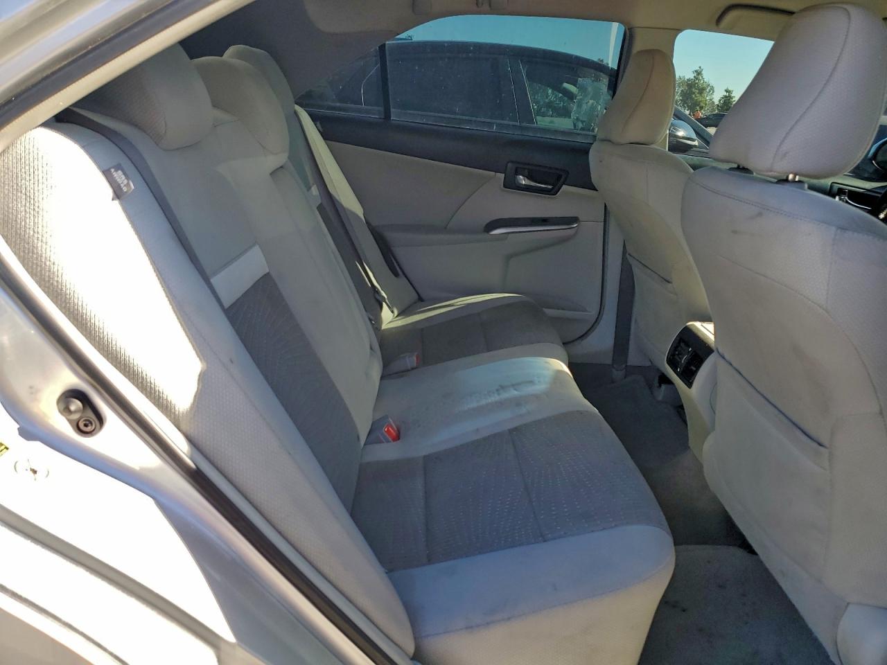 2013 TOYOTA CAMRY HYBRID photo 10