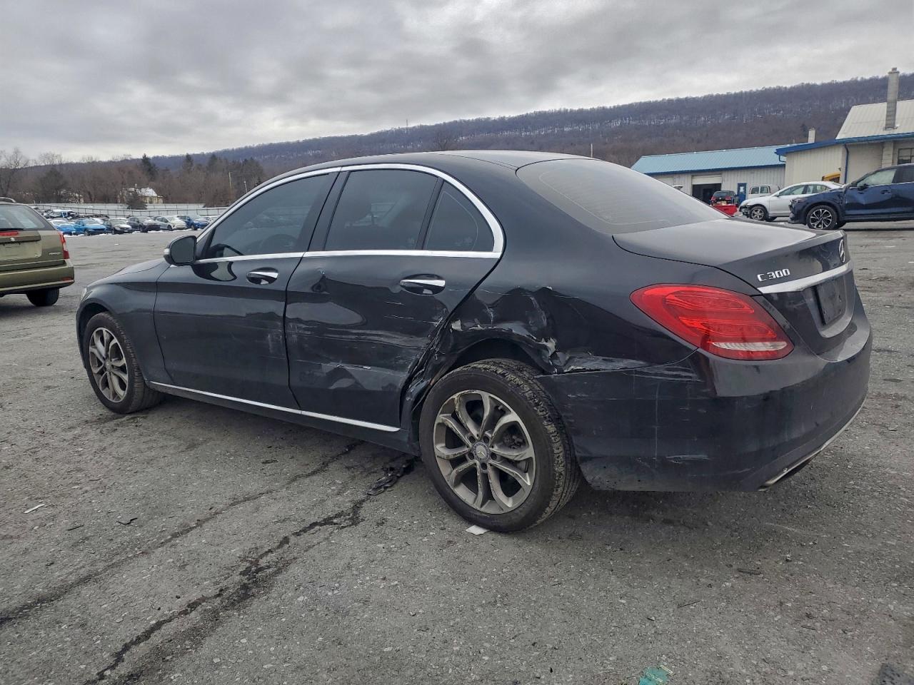 2015 MERCEDES-BENZ C 300 4MATIC photo 2