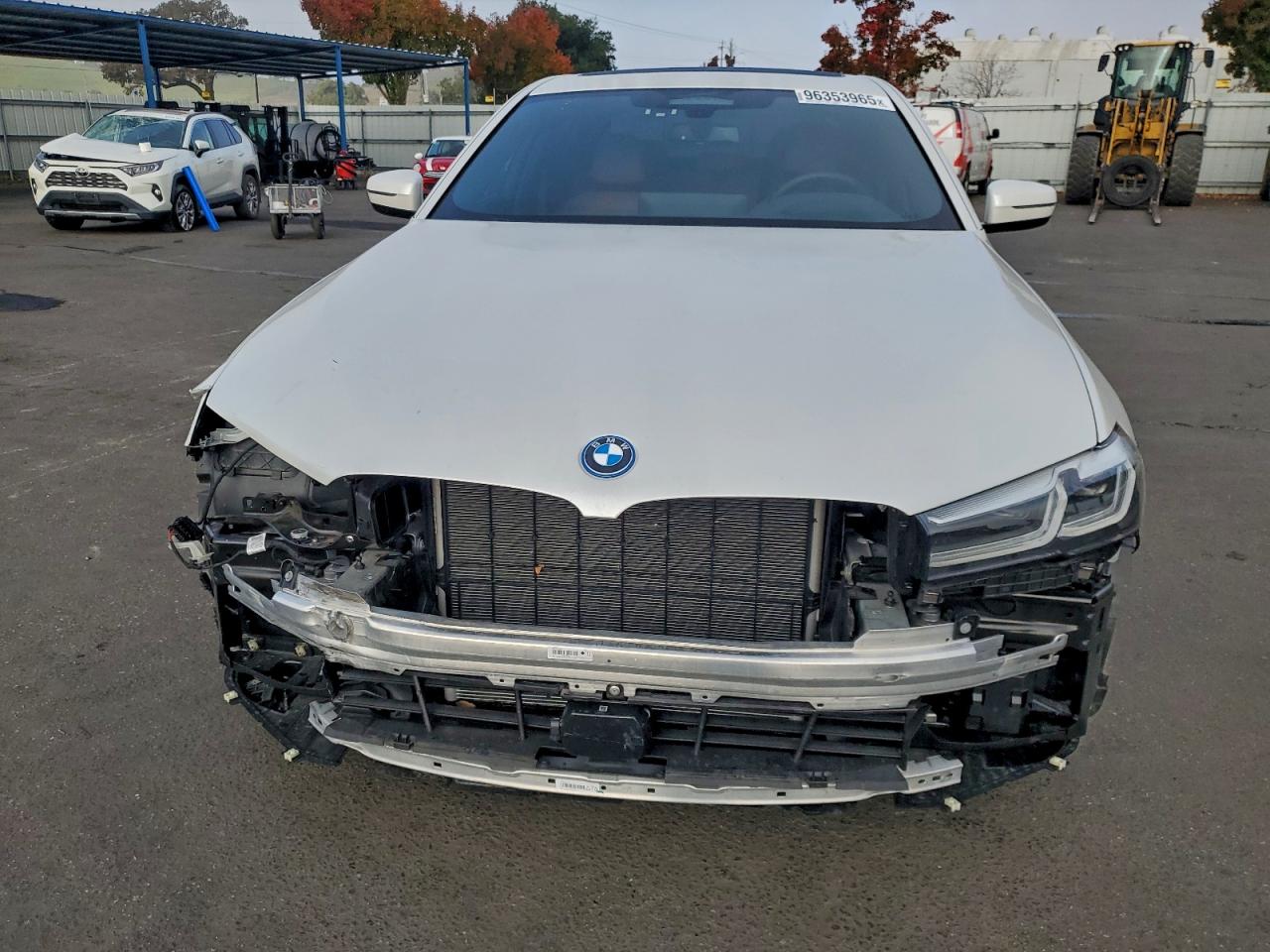 2022 BMW 530E photo 9