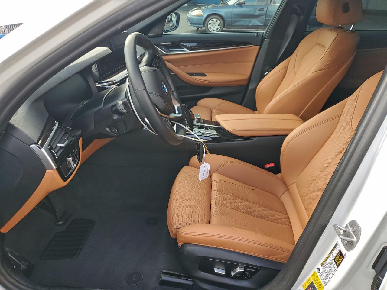 2022 BMW 530E photo 13
