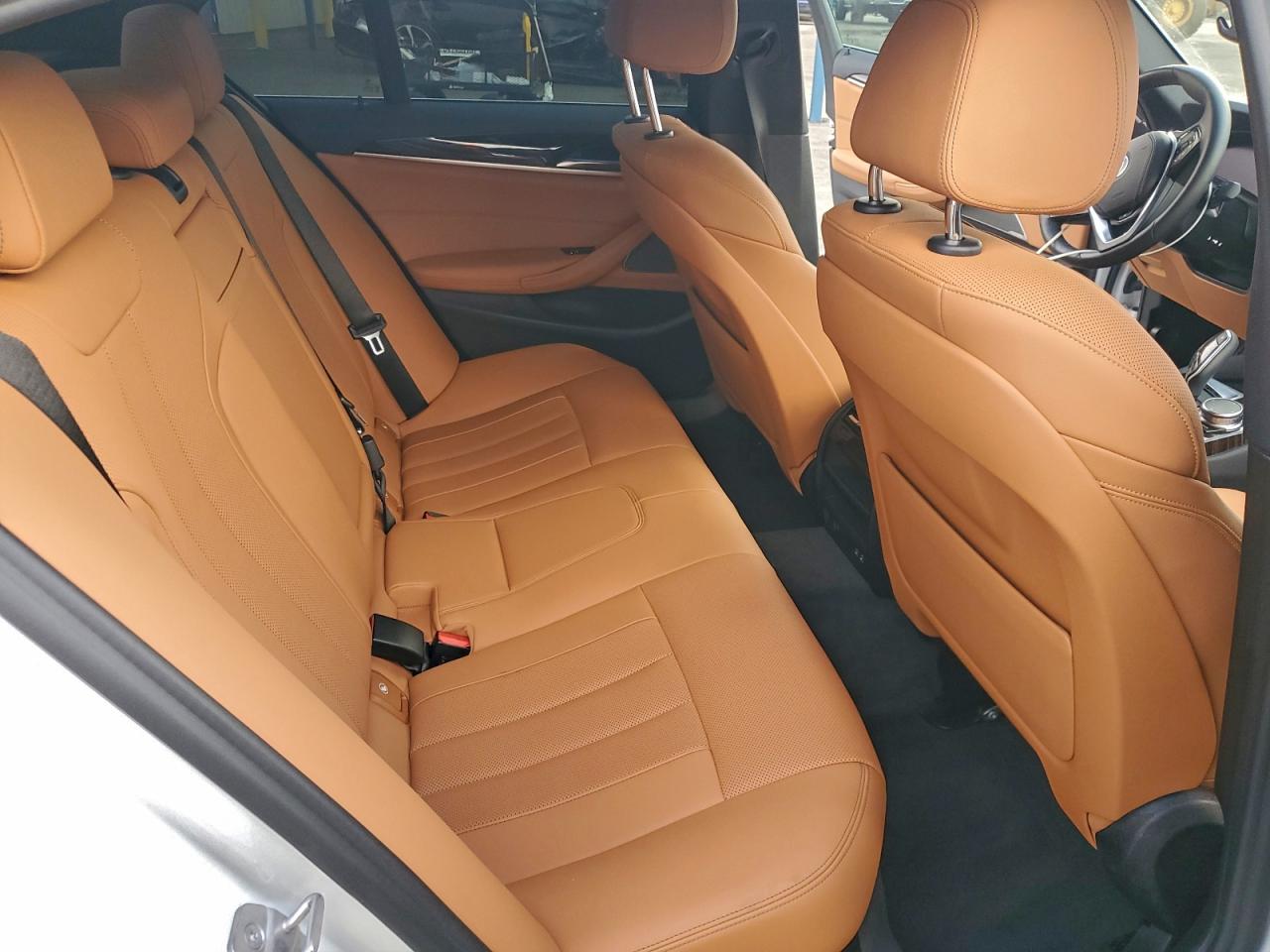 2022 BMW 530E photo 19