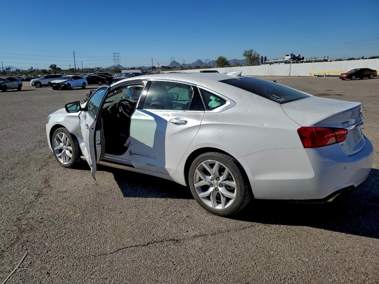 2015 CHEVROLET IMPALA LTZ photo 5